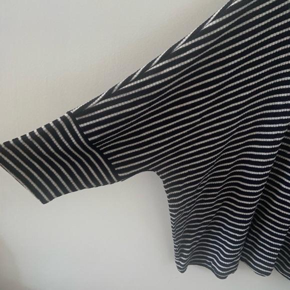 LOFT BLACK & WHITE STRIPED TEE - Picture 6 of 8